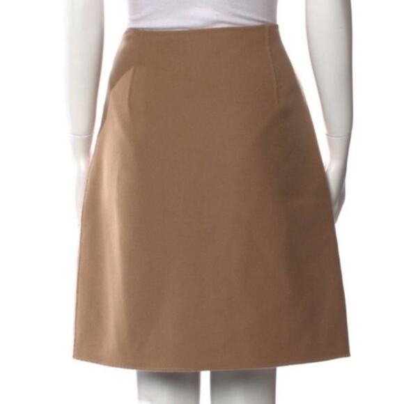 Weekend MaxMara Tan 100% Wool A-line Knee Length Skirt - 8 or 10 - Picture 2 of 9